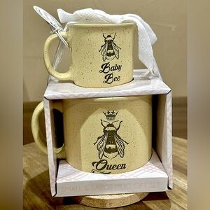 Mug set - Rosemary Lane Home Ceramic Queen Bee And Baby Bee Mug Set